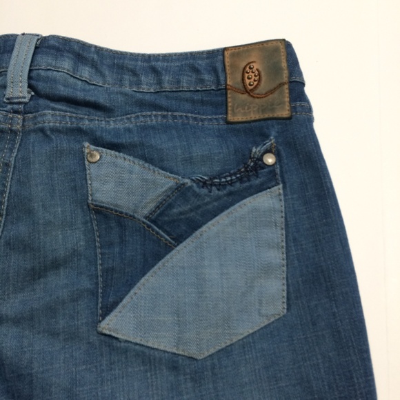 Hippie Jeans Ladies Size 30 Boot Cut Medium Wash - Picture 6 of 8